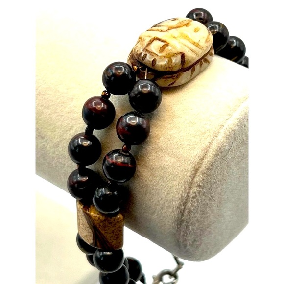 Vintage Double-Strand Beaded Bracelet With Intricate Carved Stone - Picture 2 of 5